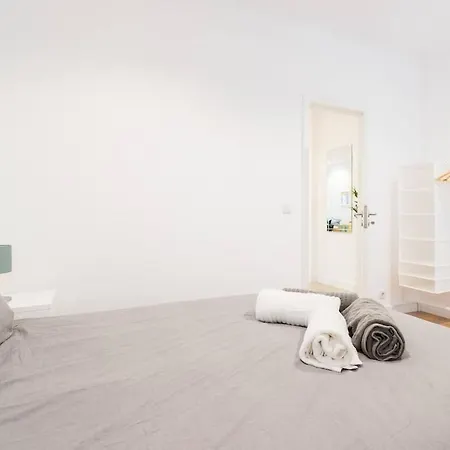 Appartement Stylish One Bed Oasis In Historic Centre