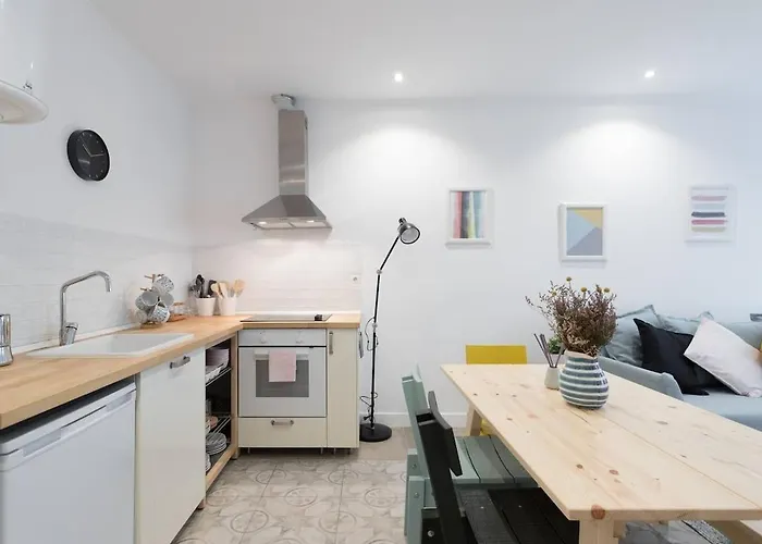 Stylish One Bed Oasis In Historic Centre Апартаменты *