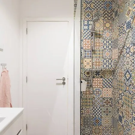 Stylish One Bed Oasis In Historic Centre *