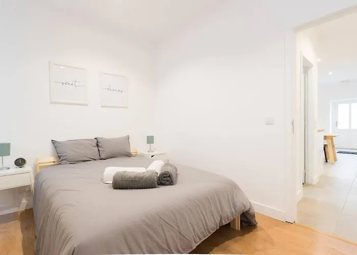 Stylish One Bed Oasis In Historic Centre 公寓 Lisboa